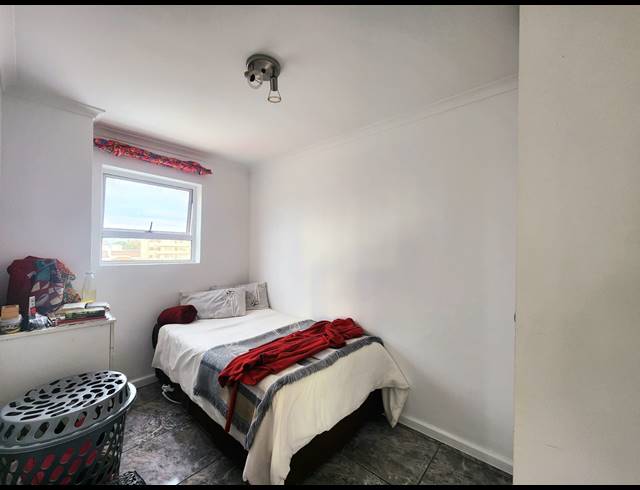 2 BEDROOM APARTMENT SOLD IN GOODWOOD ESTATE